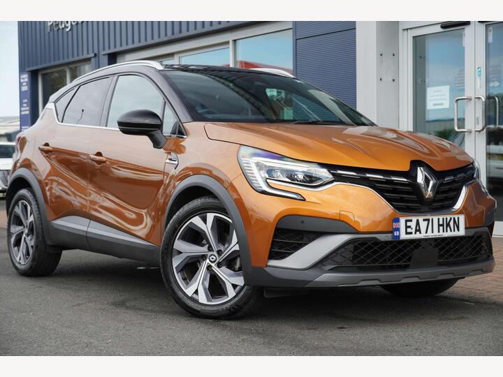 Renault Captur 1.3 TCe RS Line Euro 6 (s/s) 5dr Renault Captur 1.3 TCe RS Line Euro 6 (s/s) 5dr