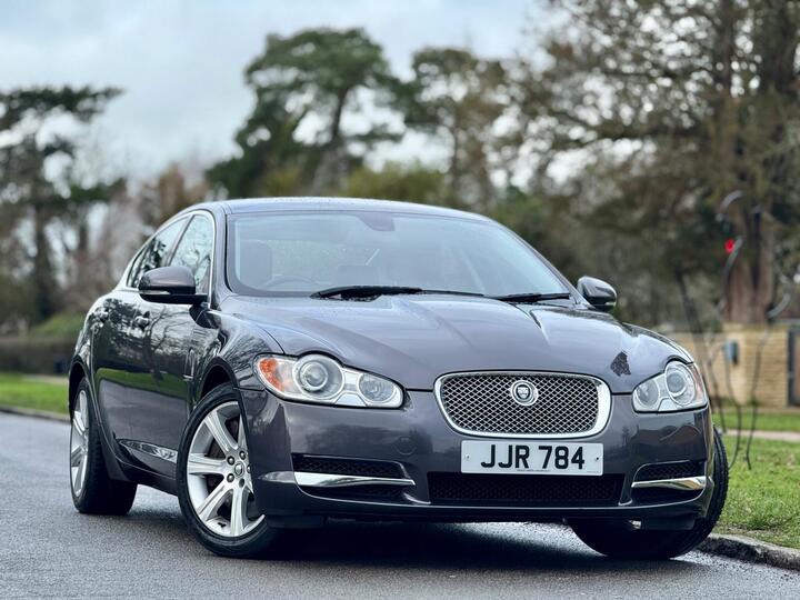 Jaguar XF 3.0d V6 Luxury Auto Euro 5 4dr