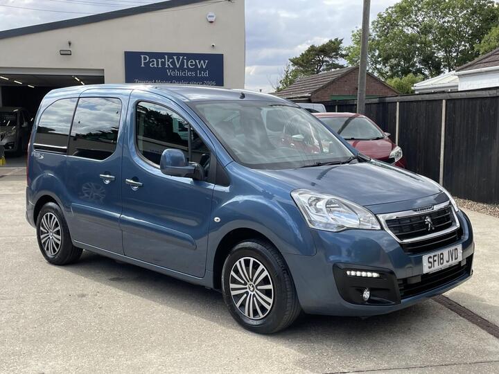 Peugeot PARTNER 1.6 Blue HDi 100 Tepee HORIZON – ALLIED MOBILITY CONVERSION WHEELCHAIR ADAPTED WAV 5 Seats