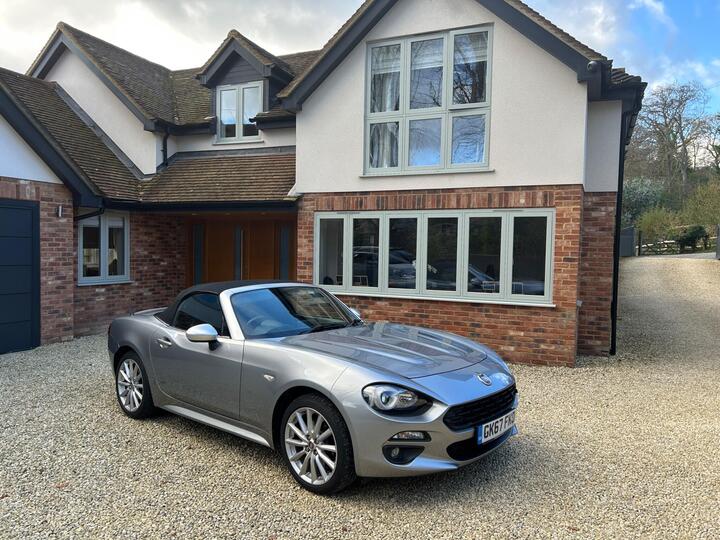 Fiat 124 Spider 1.4 MultiAir Lusso Euro 6 2dr Fiat 124 Spider 1.4 MultiAir Lusso Euro 6 2dr