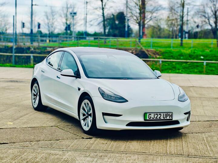 Tesla Model 3 (Dual Motor) Long Range Auto 4WDE 4dr Tesla Model 3 (Dual Motor) Long Range Auto 4WDE 4dr