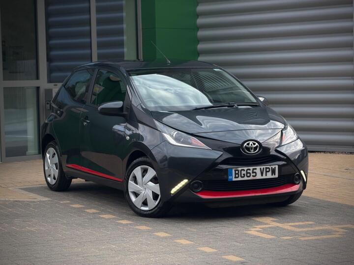 Toyota AYGO 1.0 VVT-i X-play Euro 5 5dr Euro 5