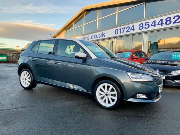 Skoda Fabia 1.0 Colour Edition Euro 6 (s/s) 5dr Skoda Fabia 1.0 Colour Edition Euro 6 (s/s) 5dr