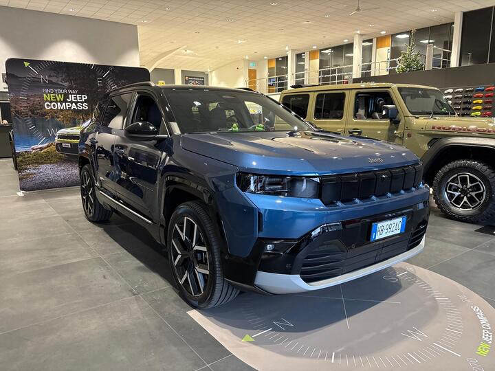 Jeep Compass 74kWh First Edition (11kW Charger) Auto 5dr