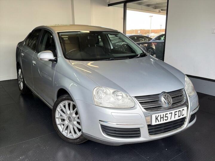 Volkswagen Jetta 2.0 TDI SE Euro 4 4dr Volkswagen Jetta 2.0 TDI SE Euro 4 4dr