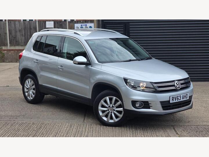 Volkswagen Tiguan 2.0 TDI BlueMotion Tech Match DSG 4WD Euro 5 (s/s) 5dr
