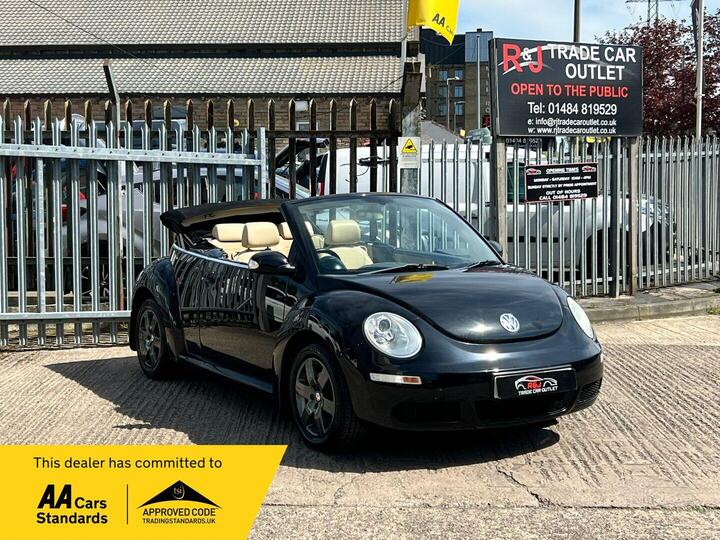 Volkswagen Beetle 1.4 16V Luna Cabriolet Euro 4 2dr