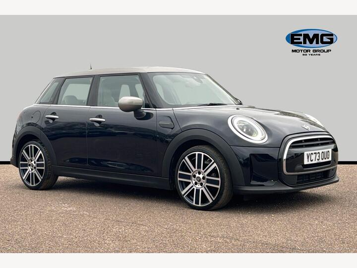 MINI 5 Door Hatch 1.5 Cooper Exclusive Steptronic Euro 6 (s/s) 5dr