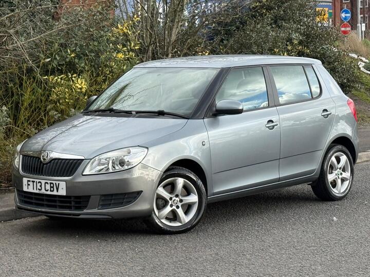 Skoda Fabia 1.2 TSI SE DSG Euro 5 5dr Skoda Fabia 1.2 TSI SE DSG Euro 5 5dr