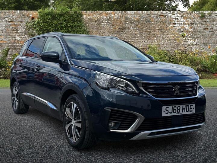 Peugeot 5008 1.5 BlueHDi Allure Euro 6 (s/s) 5dr Peugeot 5008 1.5 BlueHDi Allure Euro 6 (s/s) 5dr