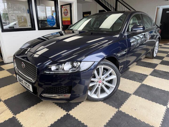 Jaguar XF 2.0d Portfolio Auto AWD Euro 6 (s/s) 4dr