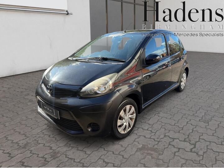 Toyota AYGO 1.0 VVT-i Ice Euro 5 5dr