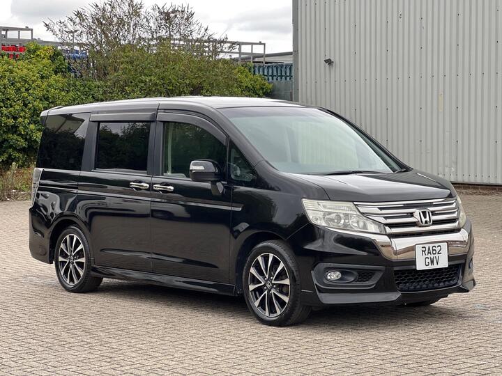 Honda Stepwagon Spada Z Cool Spirit 8 Seat CarPlay + TV
