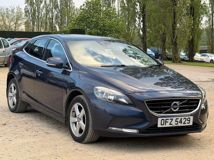 Volvo V40 1.6 D2 SE Euro 5 (s/s) 5dr