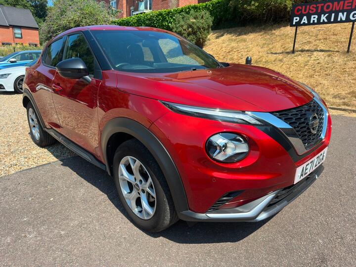 Nissan Juke 1.0 DIG-T Tekna DCT Auto Euro 6 (s/s) 5dr