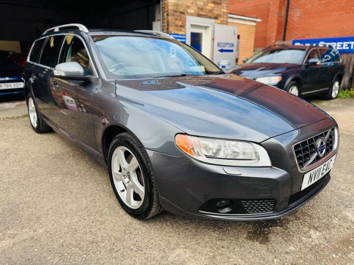 Volvo V70 2.0 D3 SE Lux Euro 5 5dr