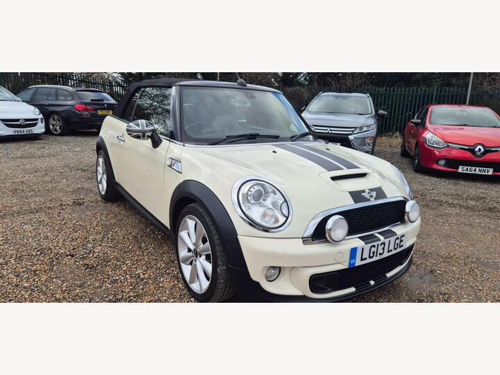 MINI CONVERTIBLE 1.6 Cooper S Euro 5 (s/s) 2dr