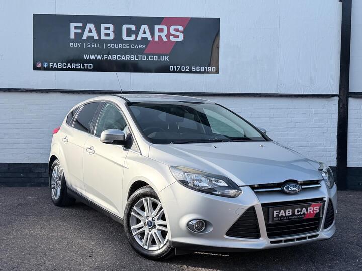 Ford Focus 1.0T EcoBoost Titanium Euro 5 (s/s) 5dr
