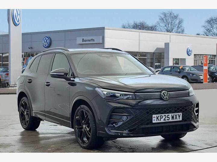 Volkswagen Tiguan 2.0 TDI R-Line DSG Euro 6 (s/s) 5dr