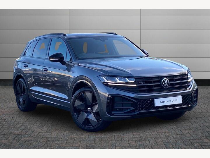 Volkswagen Touareg 3.0 TDI V6 Black Edition Tiptronic 4Motion Euro 6 (s/s) 5dr