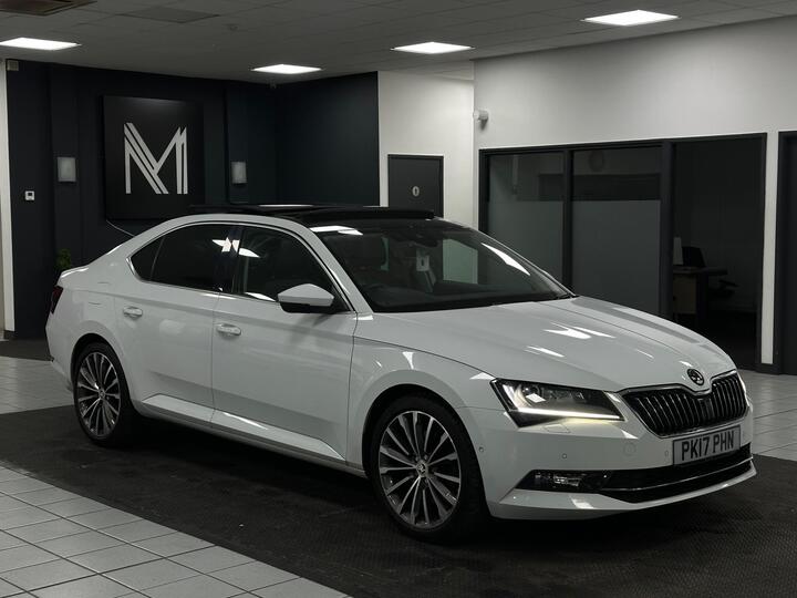Skoda Superb 2.0 TSI Laurin & Klement DSG 4WD Euro 6 (s/s) 5dr