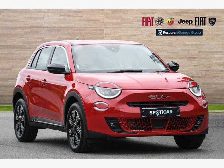 Fiat 600 1.2 MHEV E-DCT Euro 6 (s/s) 5dr