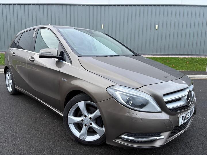 Mercedes-Benz B Class 1.6 B180 BlueEfficiency Sport 7G-DCT Euro 5 (s/s) 5dr Mercedes-Benz B Class 1.6 B180 BlueEfficiency Sport 7G-DCT Euro 5 (s/s) 5dr