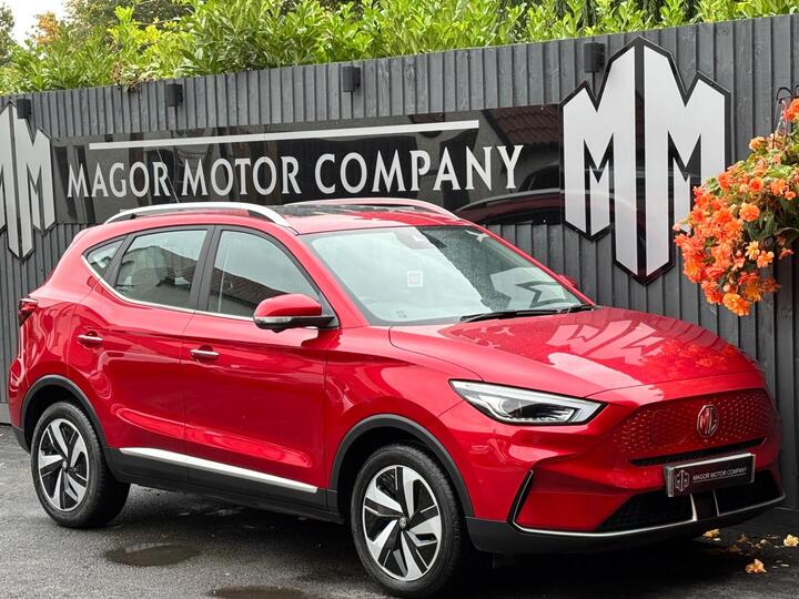 MG MG ZS 51.1kWh Trophy Auto 5dr