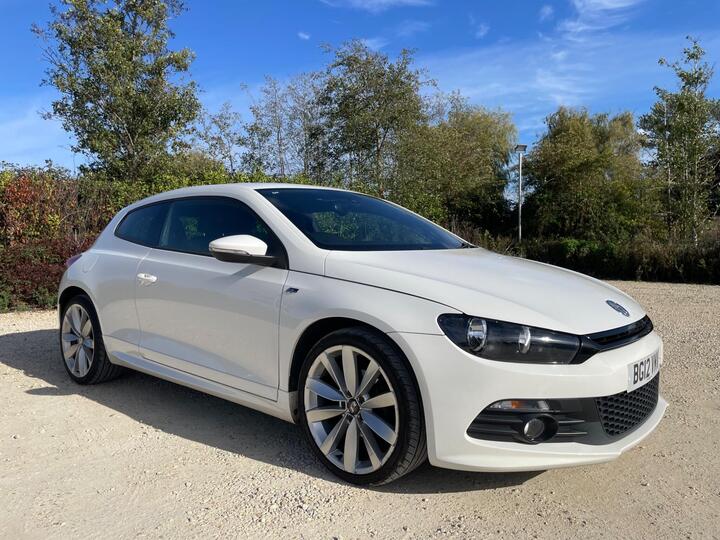 Volkswagen Scirocco 2.0 TDI BlueMotion Tech R-Line Euro 5 (s/s) 3dr (Leather, Nav)