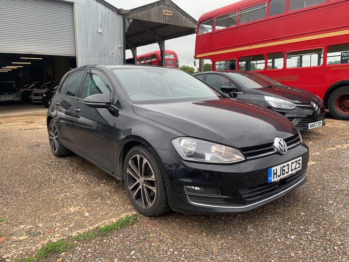 Volkswagen Golf 2.0 TDI BlueMotion Tech GT Euro 5 (s/s) 5dr
