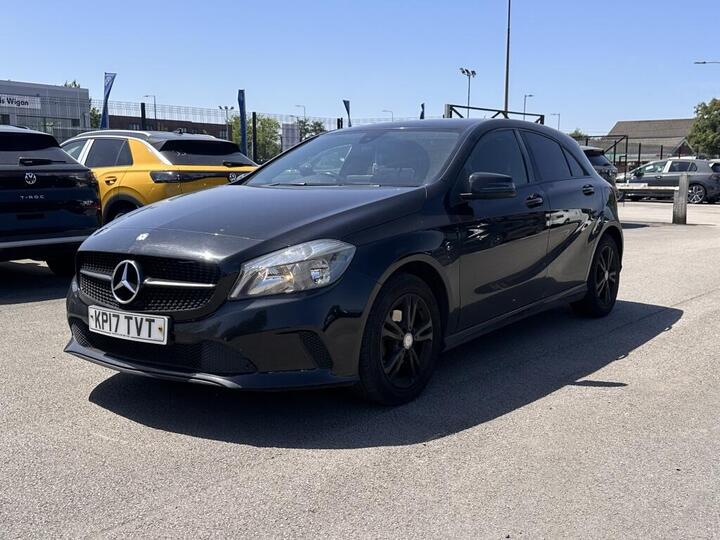 Mercedes-Benz A-CLASS DIESEL HATCHBACK 1.5 A180d SE 7G-DCT Euro 6 (s/s) 5dr