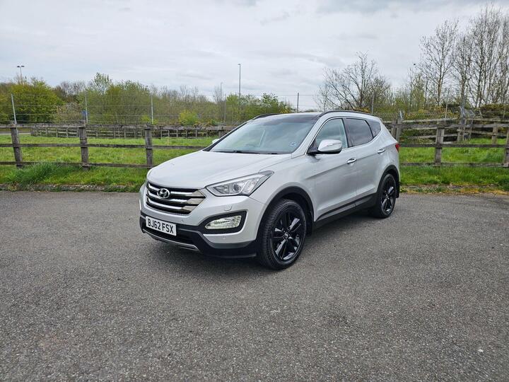 Hyundai Santa Fe 2.2 CRDi Premium SE Auto 4WD Euro 5 5dr (7 Seat) Hyundai Santa Fe 2.2 CRDi Premium SE Auto 4WD Euro 5 5dr (7 Seat)