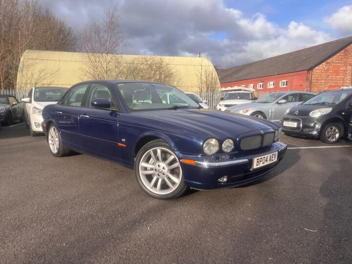 Jaguar XJR 4.2 V8 4dr