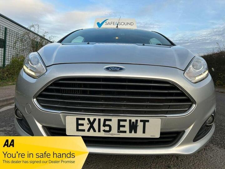 Ford Fiesta 1.0T EcoBoost Titanium Euro 6 (s/s) 5dr