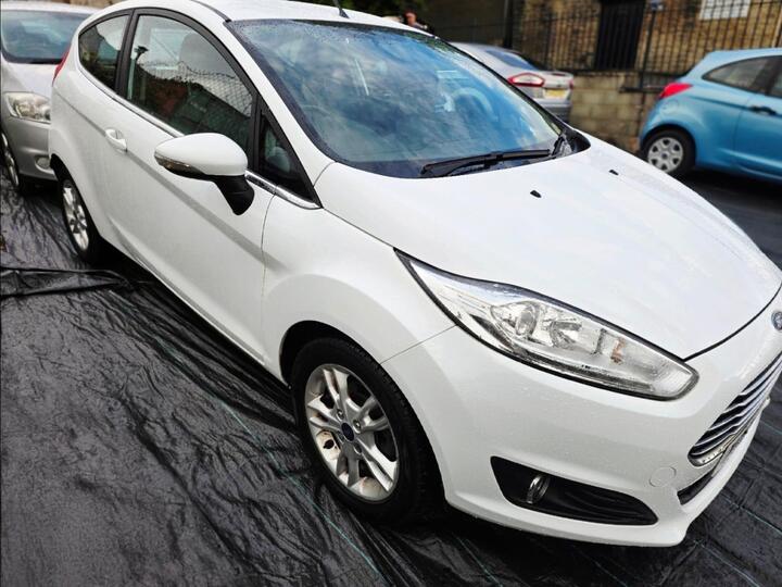 Ford Fiesta 1.0T EcoBoost Zetec Euro 6 (s/s) 3dr