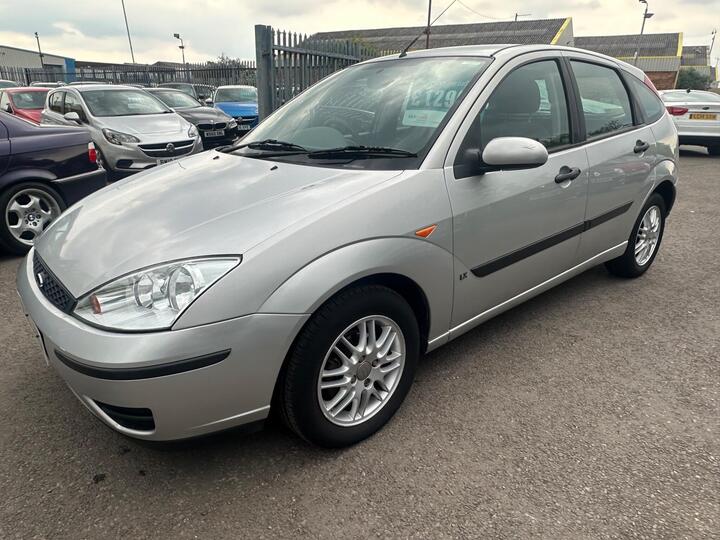 Ford Focus 1.8i 16v LX 5dr (sun Roof)