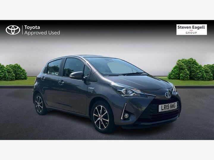 Toyota Yaris 1.5 VVT-h Icon Tech E-CVT Euro 6 (s/s) 5dr