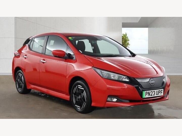 Nissan Leaf 39kWh Acenta Auto 5dr