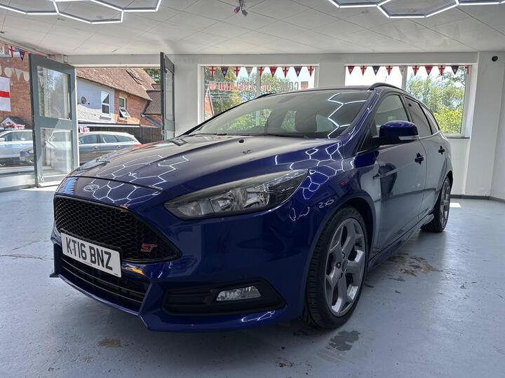 Ford Focus 2.0 TDCi ST-2 Euro 6 (s/s) 5dr