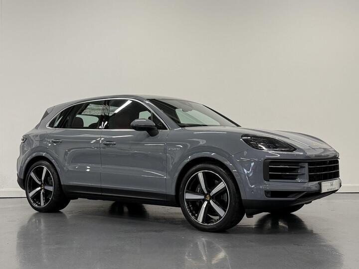 Porsche Cayenne 3.0 V6 E-Hybrid 25.9kWh TiptronicS 4WD Euro 6 (s/s) 5dr