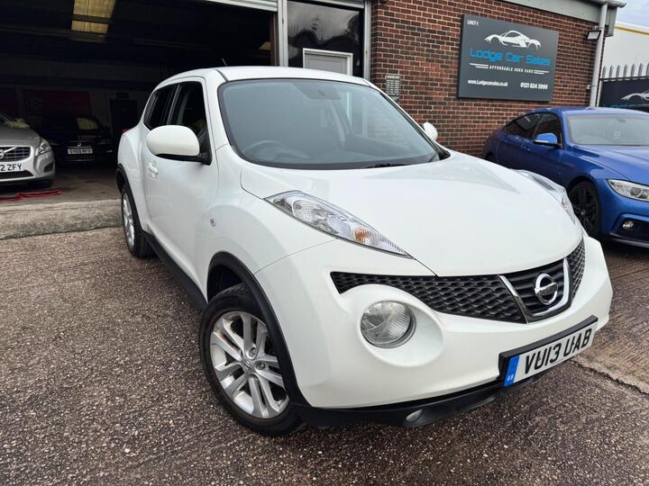 Nissan Juke 1.6 Acenta Premium CVT Euro 5 5dr Nissan Juke 1.6 Acenta Premium CVT Euro 5 5dr