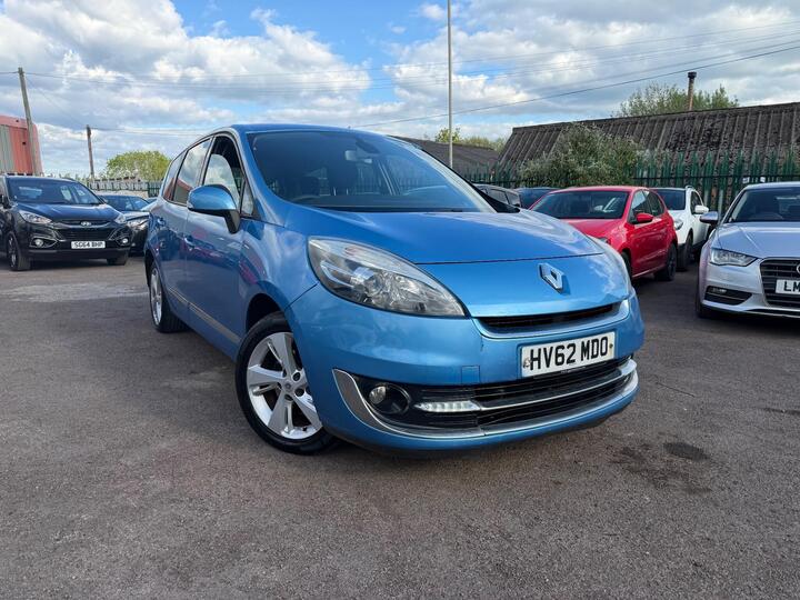 Renault Grand Scenic 1.6 VVT Dynamique TomTom Euro 5 5dr Renault Grand Scenic 1.6 VVT Dynamique TomTom Euro 5 5dr