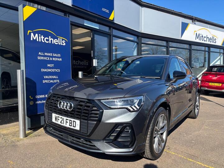 Audi Q3 1.5 TFSI CoD 35 Black Edition Euro 6 (s/s) 5dr
