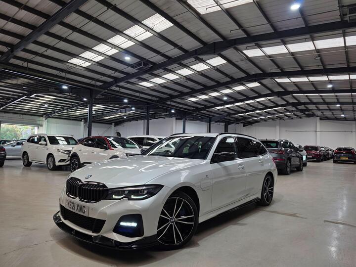 BMW 3 Series 2.0 330e 12kWh M Sport Touring Auto Euro 6 (s/s) 5dr
