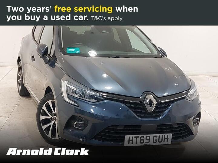 Renault Clio 1.0 TCe Iconic Euro 6 (s/s) 5dr Renault Clio 1.0 TCe Iconic Euro 6 (s/s) 5dr