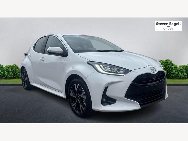 Toyota Yaris 1.5 VVT-h Design E-CVT Euro 6 (s/s) 5dr