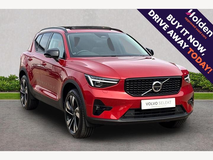 Volvo XC40 2.0 B3 MHEV Ultra Dark DCT Auto Euro 6 (s/s) 5dr