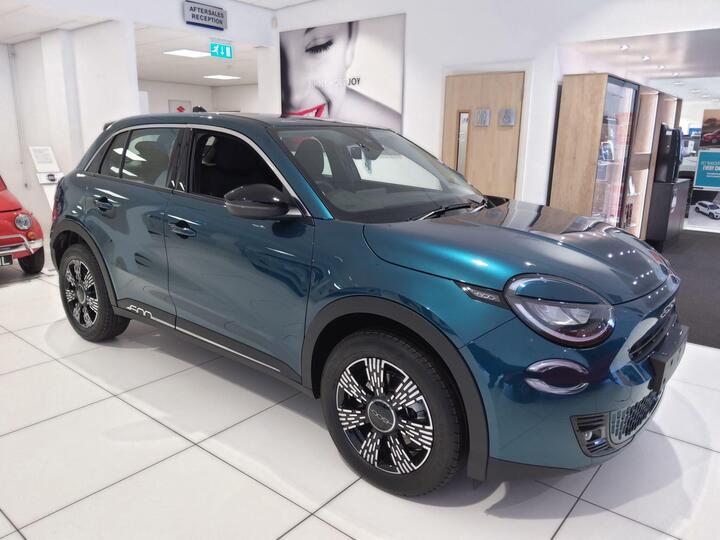 Fiat 600 Ice 1.2 MHEV La Prima E-DCT Euro 6 (s/s) 5dr