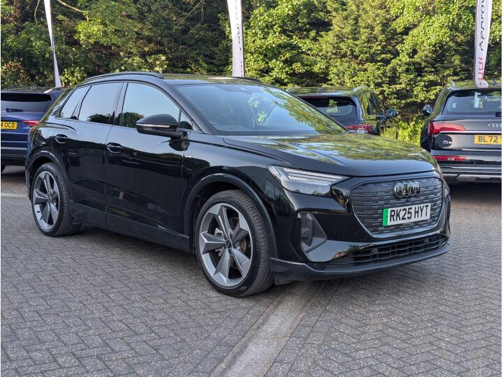 Audi Q4 E-tron 45 Black Edition Auto Quattro 5dr 82kWh Audi Q4 E-tron 45 Black Edition Auto Quattro 5dr 82kWh