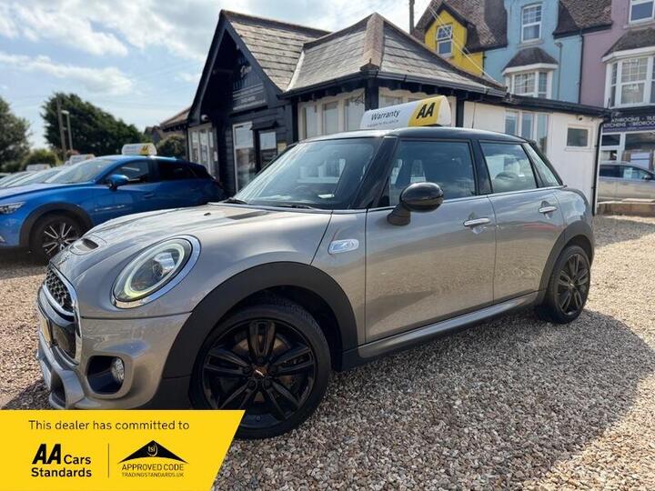 MINI Hatch 2.0 Cooper S Sport Euro 6 (s/s) 5dr